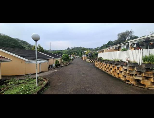 2 BEDROOM COMPLEX FOR SALE IN SHERWOOD